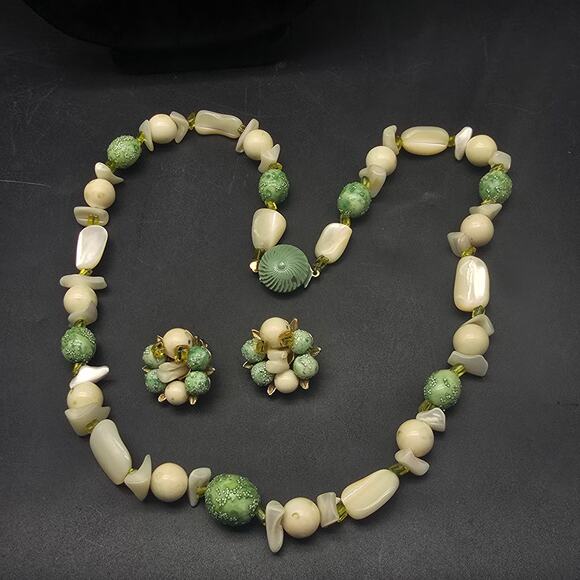 Arthur Pepper Green Beige Necklace Earrings Set Clip On Vintage Jewelry - Picture 1 of 11